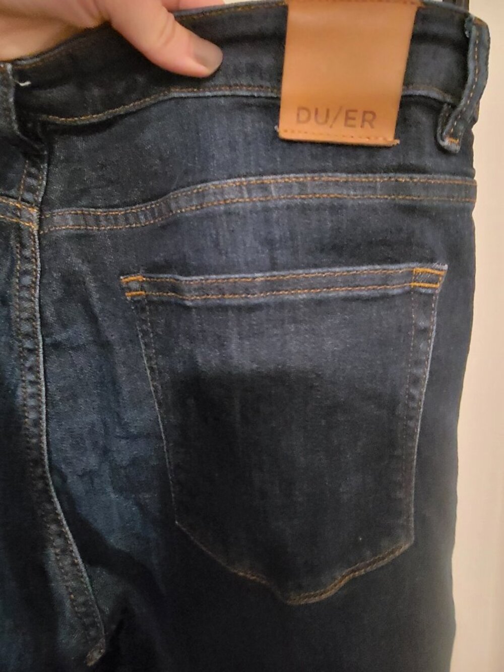 DUER Women’s Performance Denim Slim Straight - Picture 6 of 10